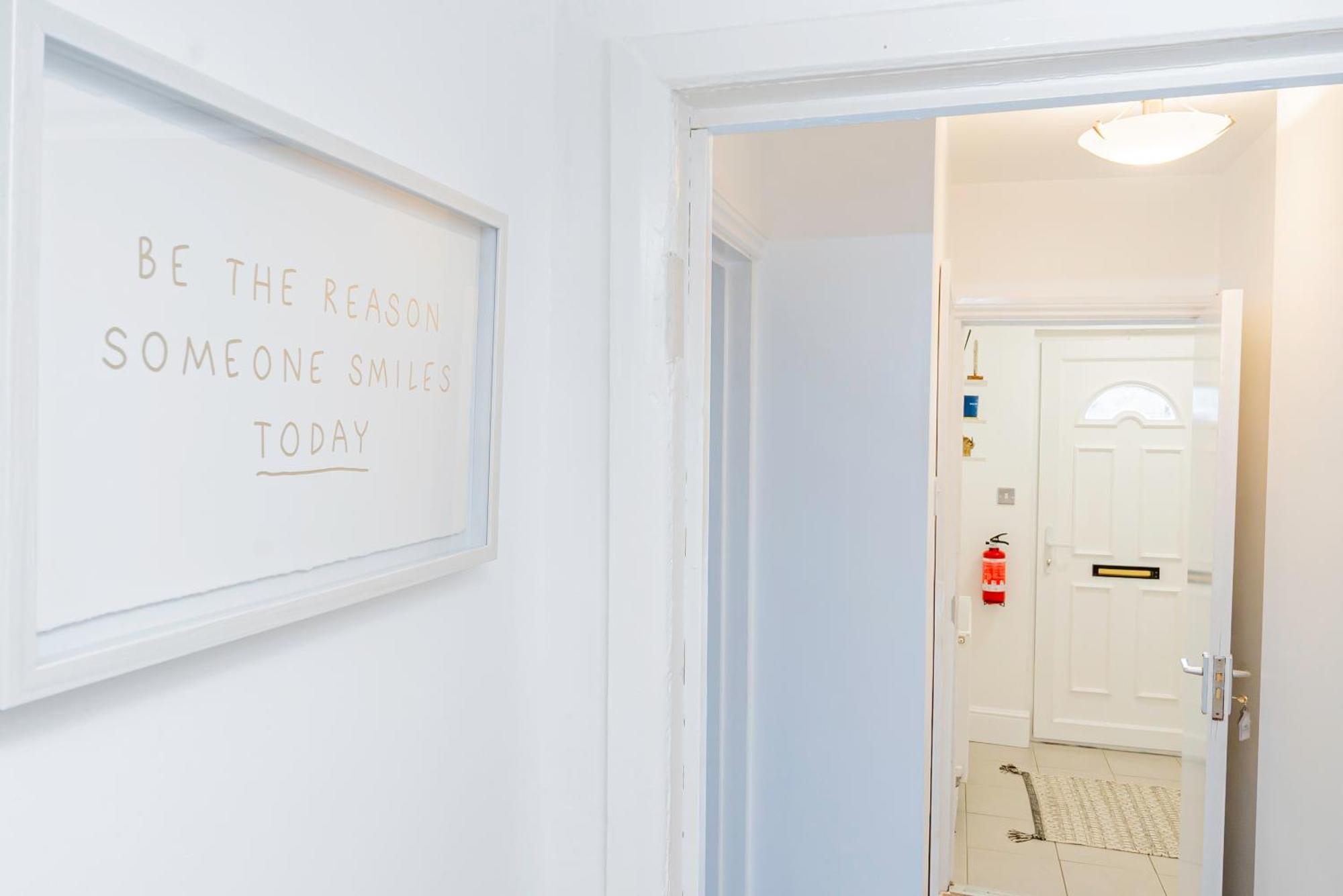 Charming 2-Bedroom Flat With A Garden And Free Parking At Abingdon 옥스퍼드 외부 사진